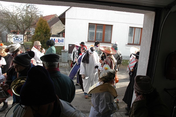 Masopustní průvod obcí 2008