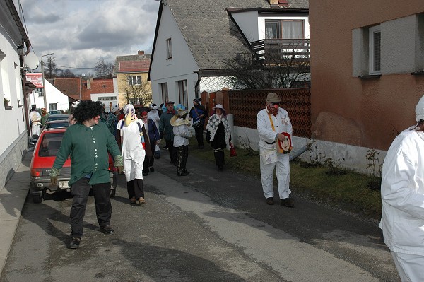 Masopustní průvod obcí 2008