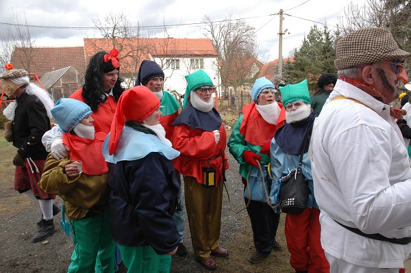Masopustní průvod obcí 2008