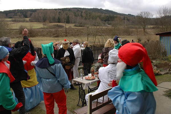 Masopustní průvod obcí 2008